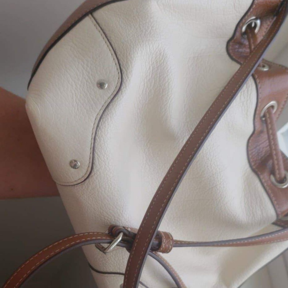 Coach purse - Picture 3 of 4